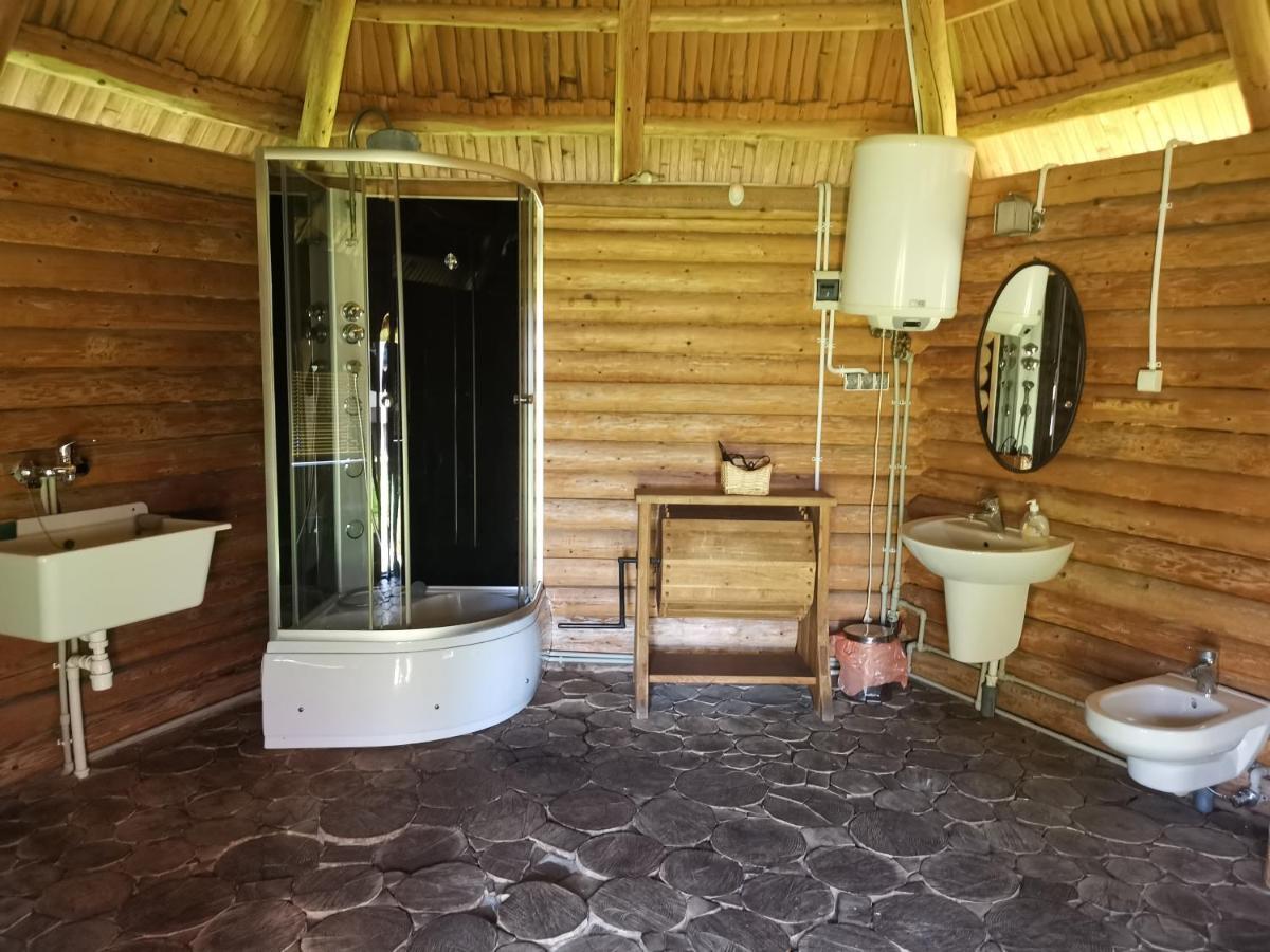 Grod Pedzikow Hotel Checiny  Luaran gambar